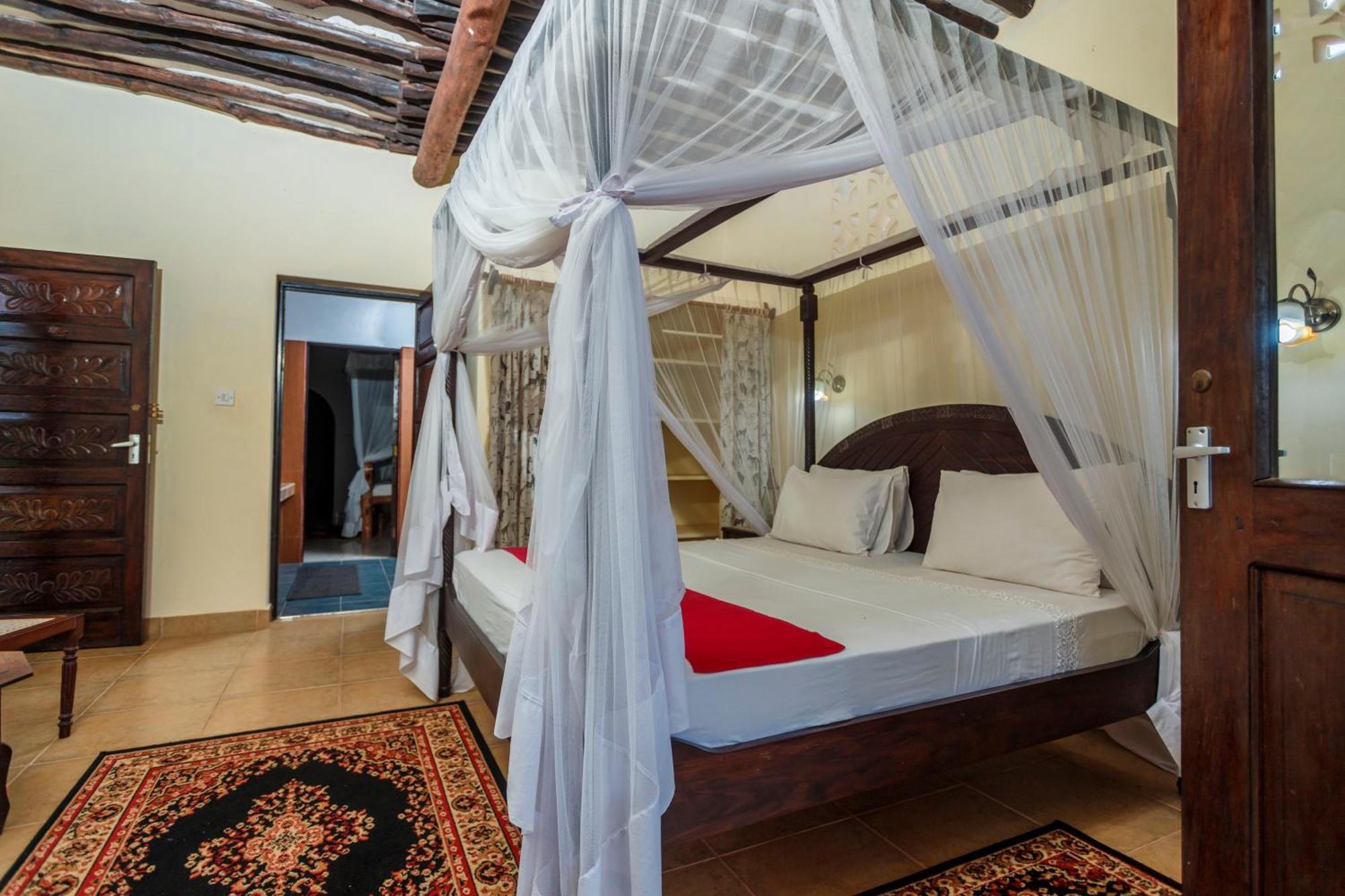 Diani Beach-Villa Kirsch Galu Exterior photo